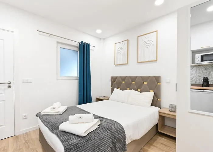 Largo Da Praca Boutique In Center By Se Braga