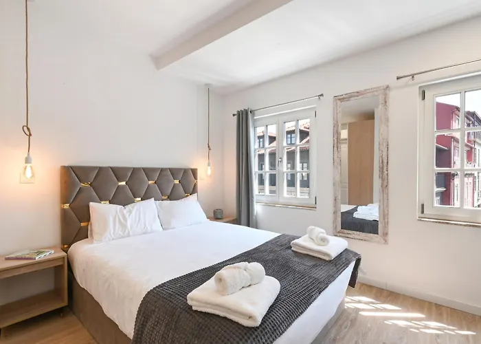 Apartment Largo Da Praca Boutique In Center By Se