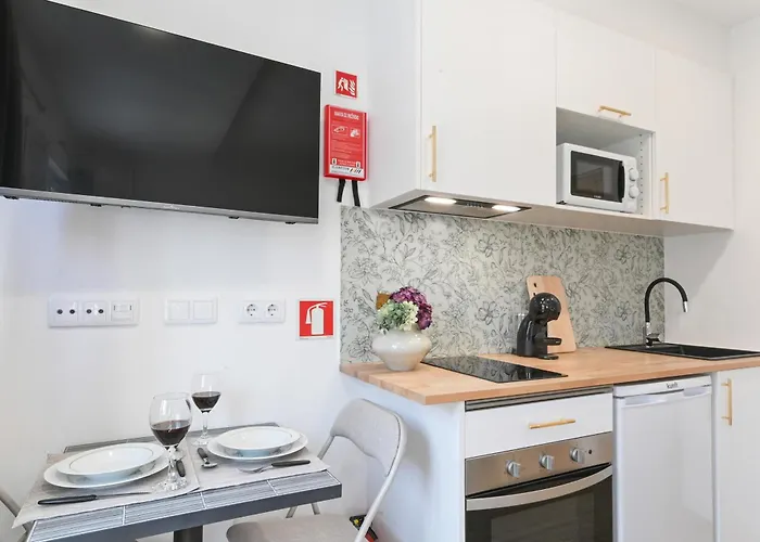 Largo Da Praca Boutique In Center By Se Apartment