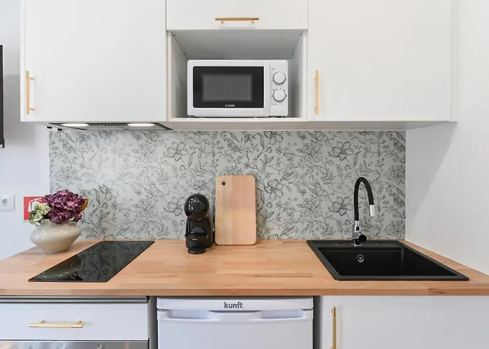 Largo Da Praca Boutique In Center By Se *